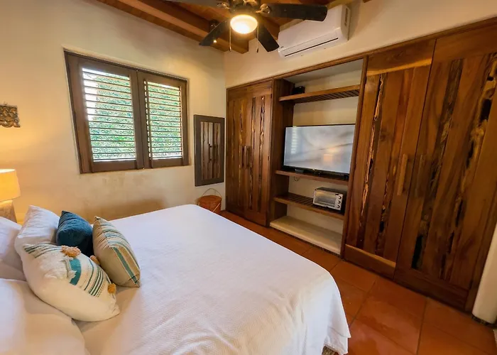 Palmas Complex Listings 5* Zihuatanejo