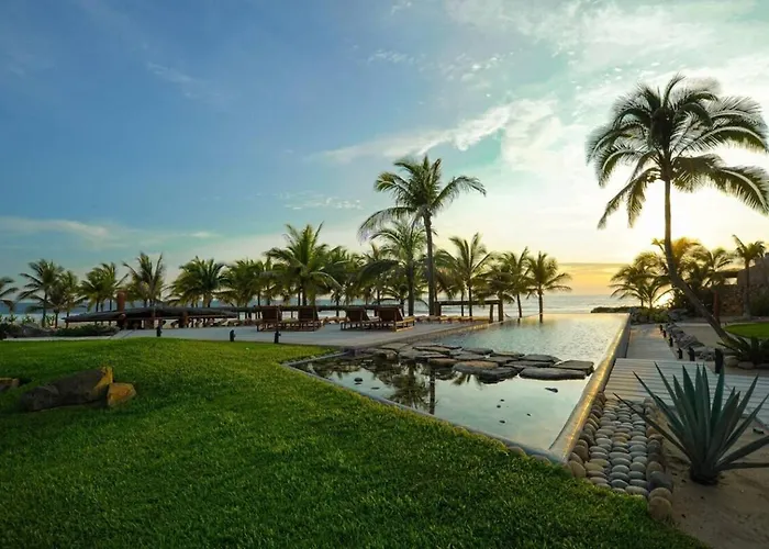 Palmas Complex Listings 5* Zihuatanejo