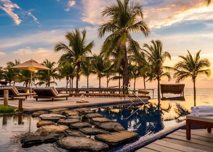 Aparthotel Palmas Complex Listings