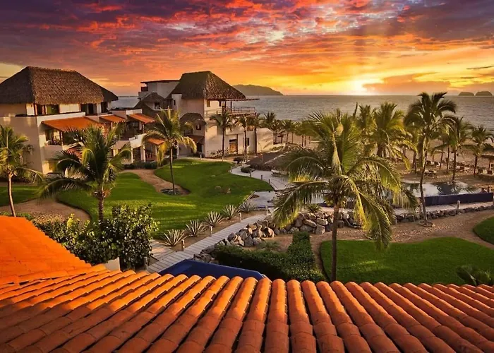 Palmas Complex Listings Zihuatanejo