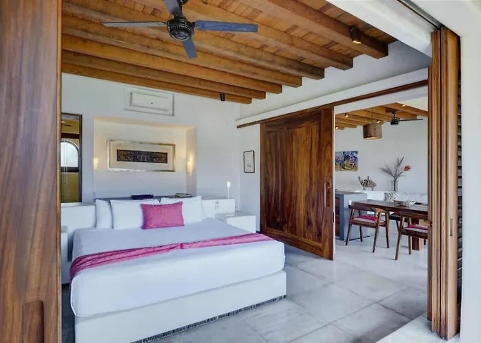 Palmas Complex Listings Aparthotel Zihuatanejo